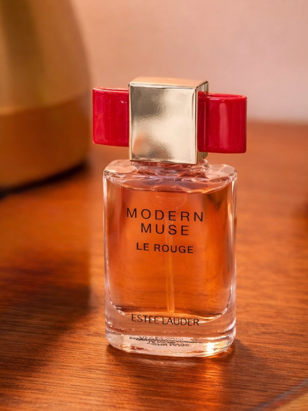 Estée Lauder Modern Muse Le Rouge Eau de Parfum Spray 0.14 oz/4ml NEW